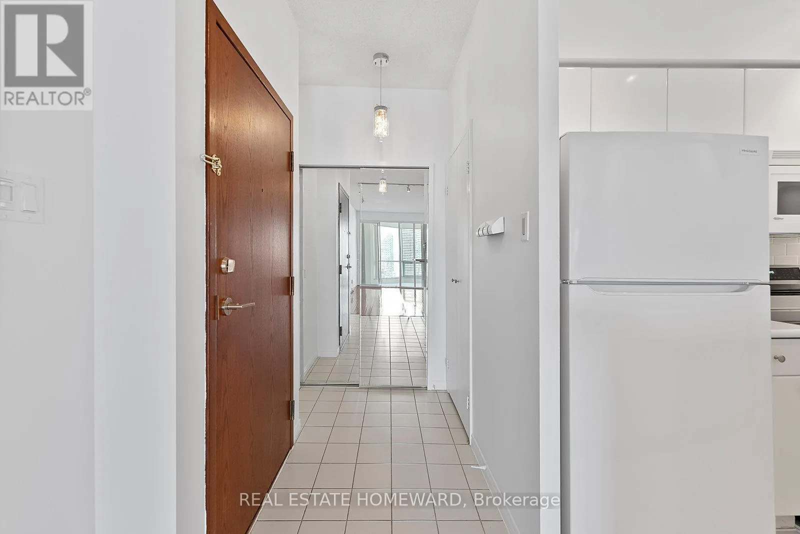3408 - 10 YONGE STREET