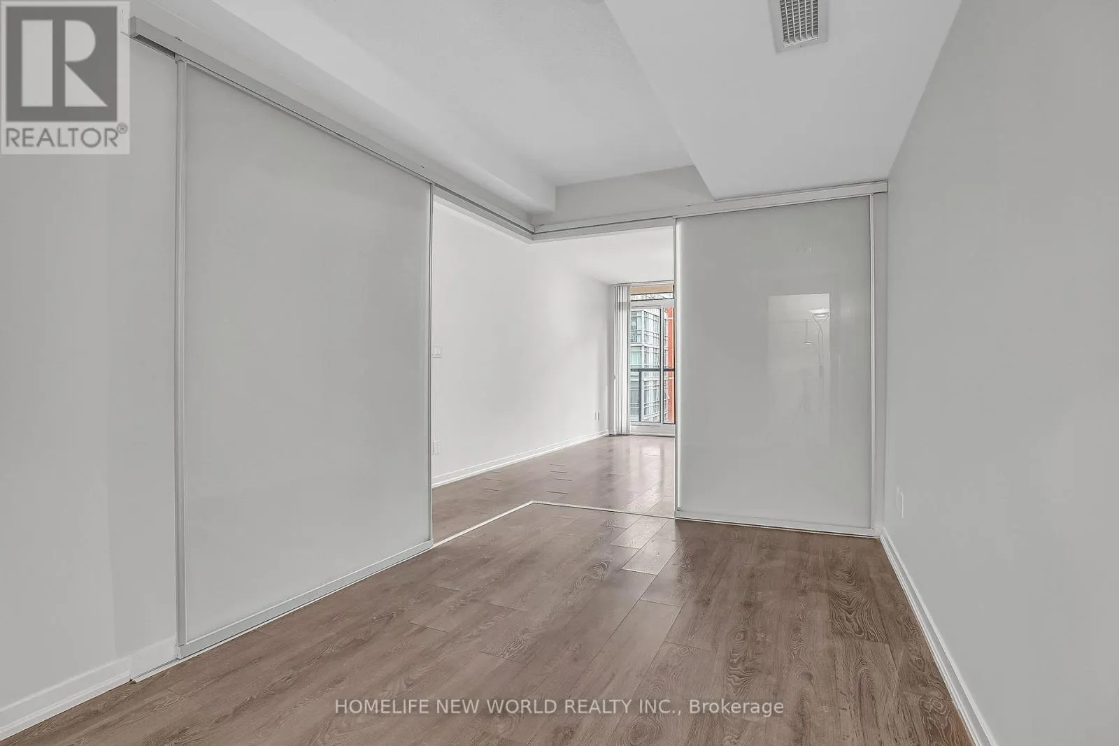 505 - 68 ABELL STREET