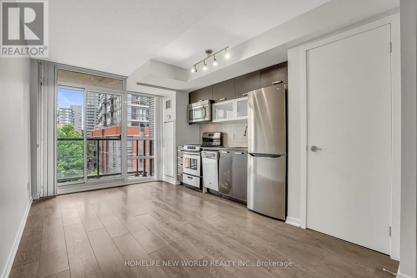 505 - 68 ABELL STREET