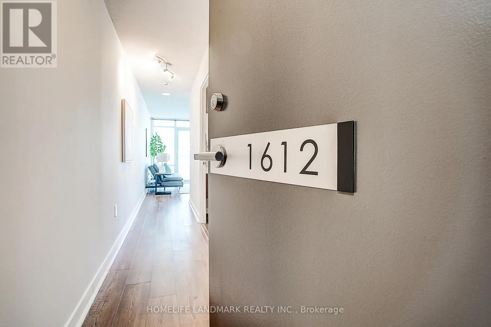 1612 - 25 TELEGRAM MEWS