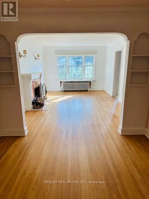 10 ASTOR AVENUE