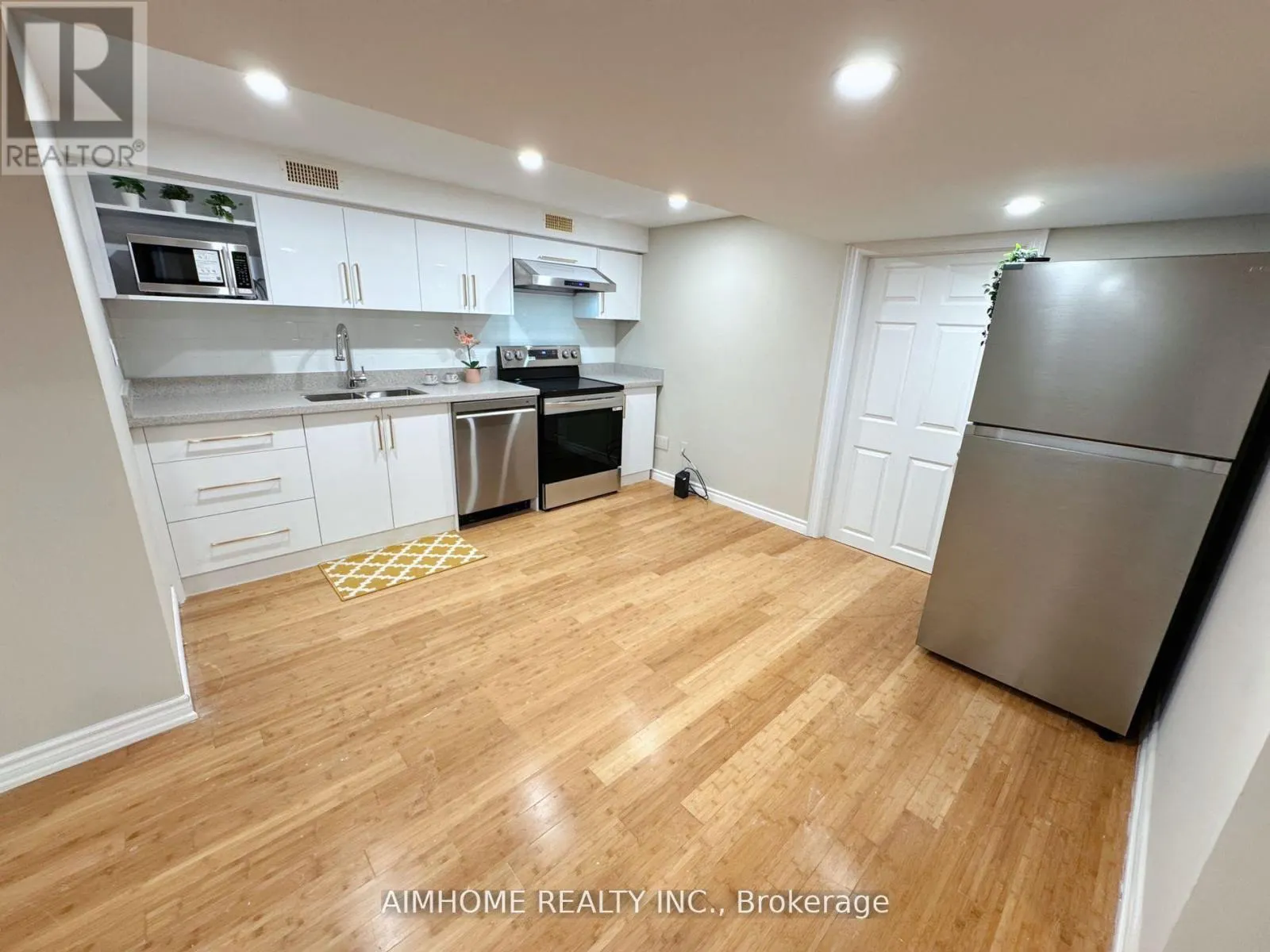(LOWER) - 5 CLOEBURY COURT