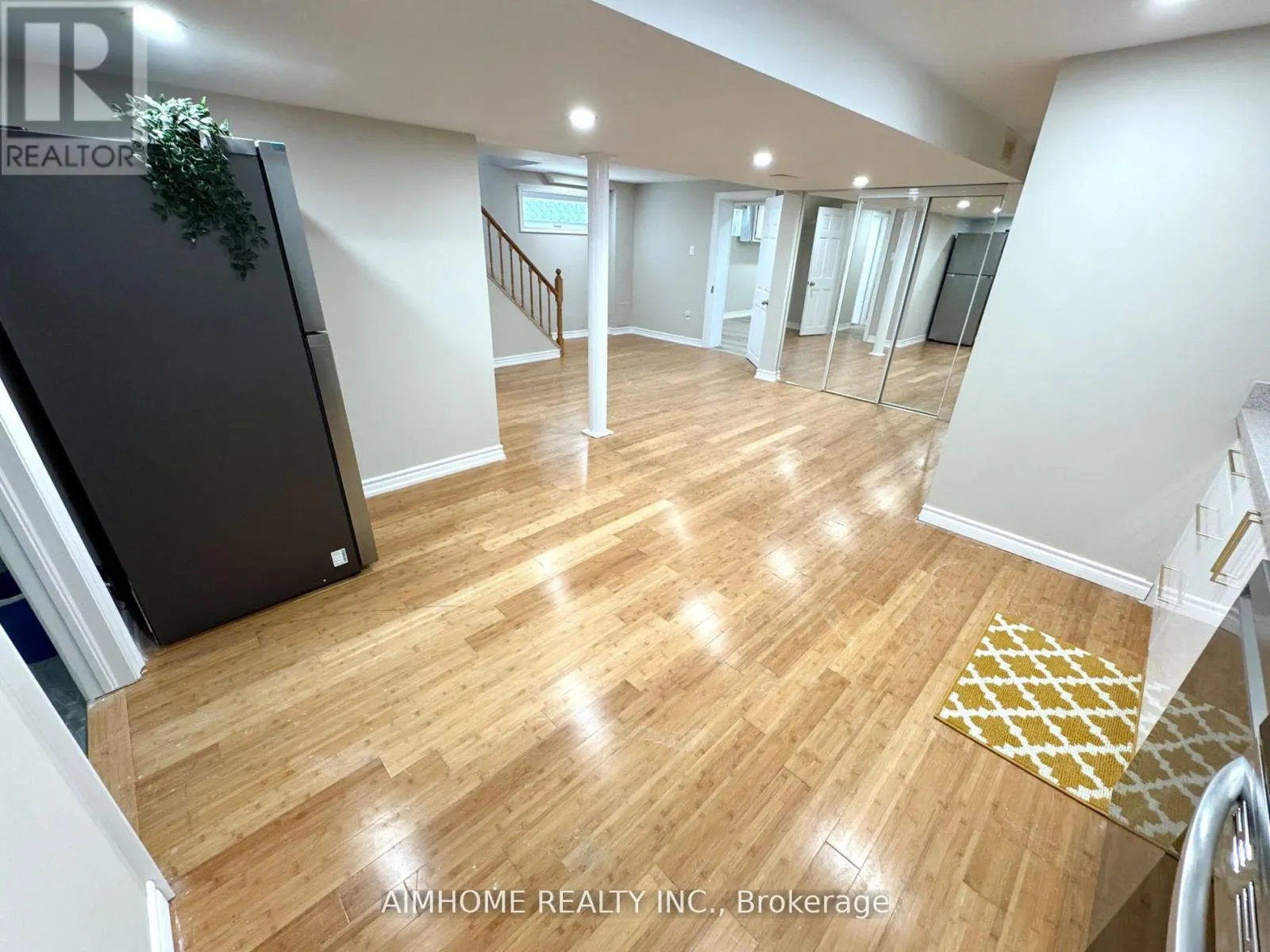 (LOWER) - 5 CLOEBURY COURT