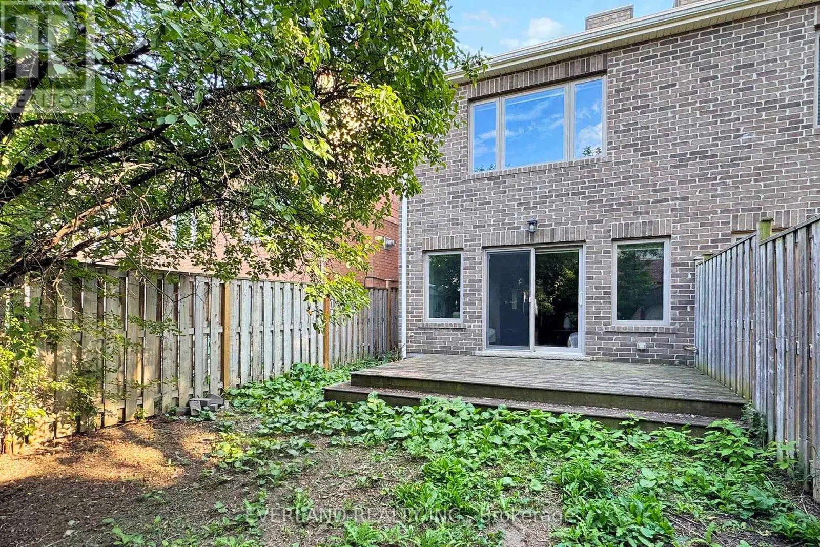 160B FINCH AVENUE E