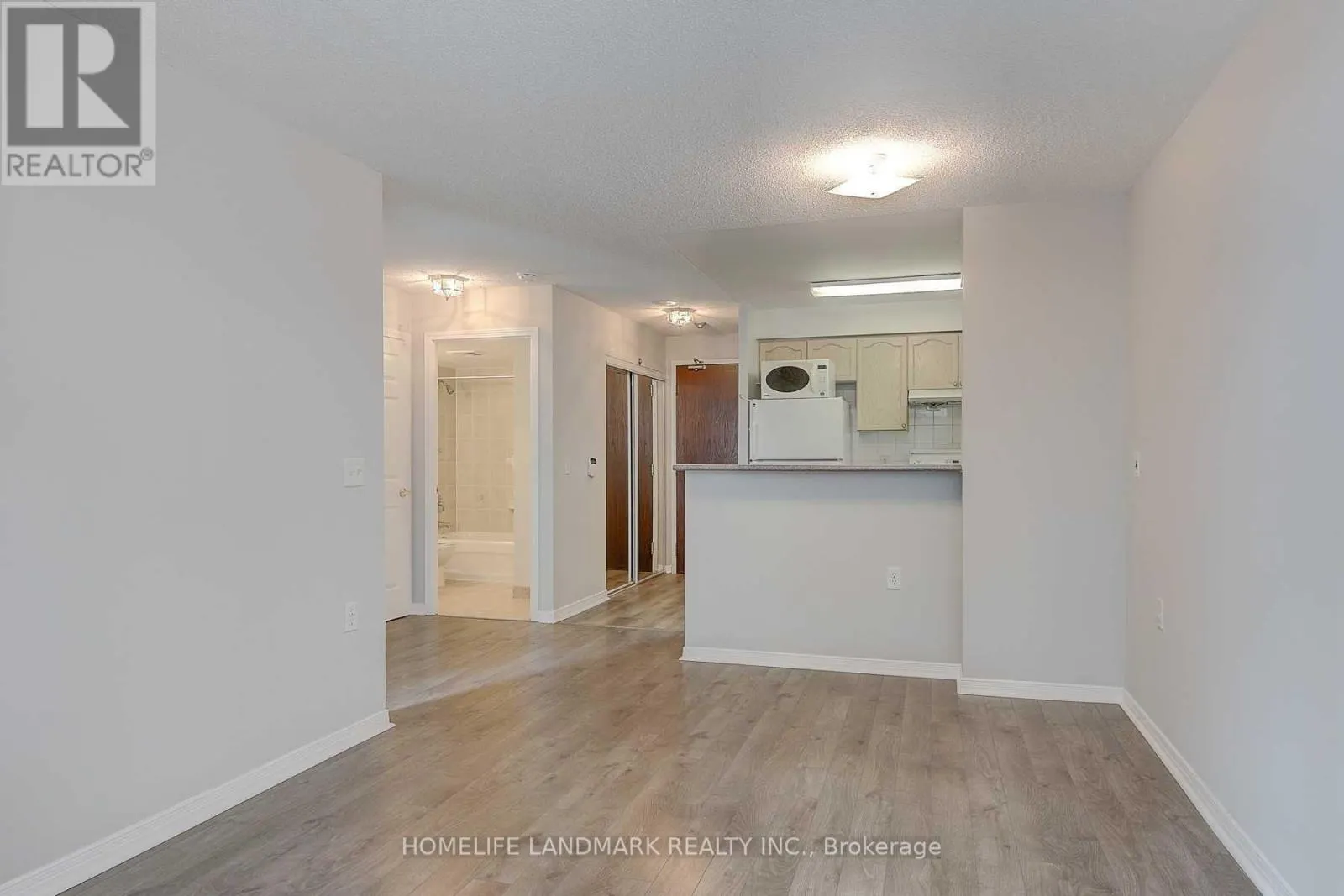 316 - 22 OLIVE AVENUE