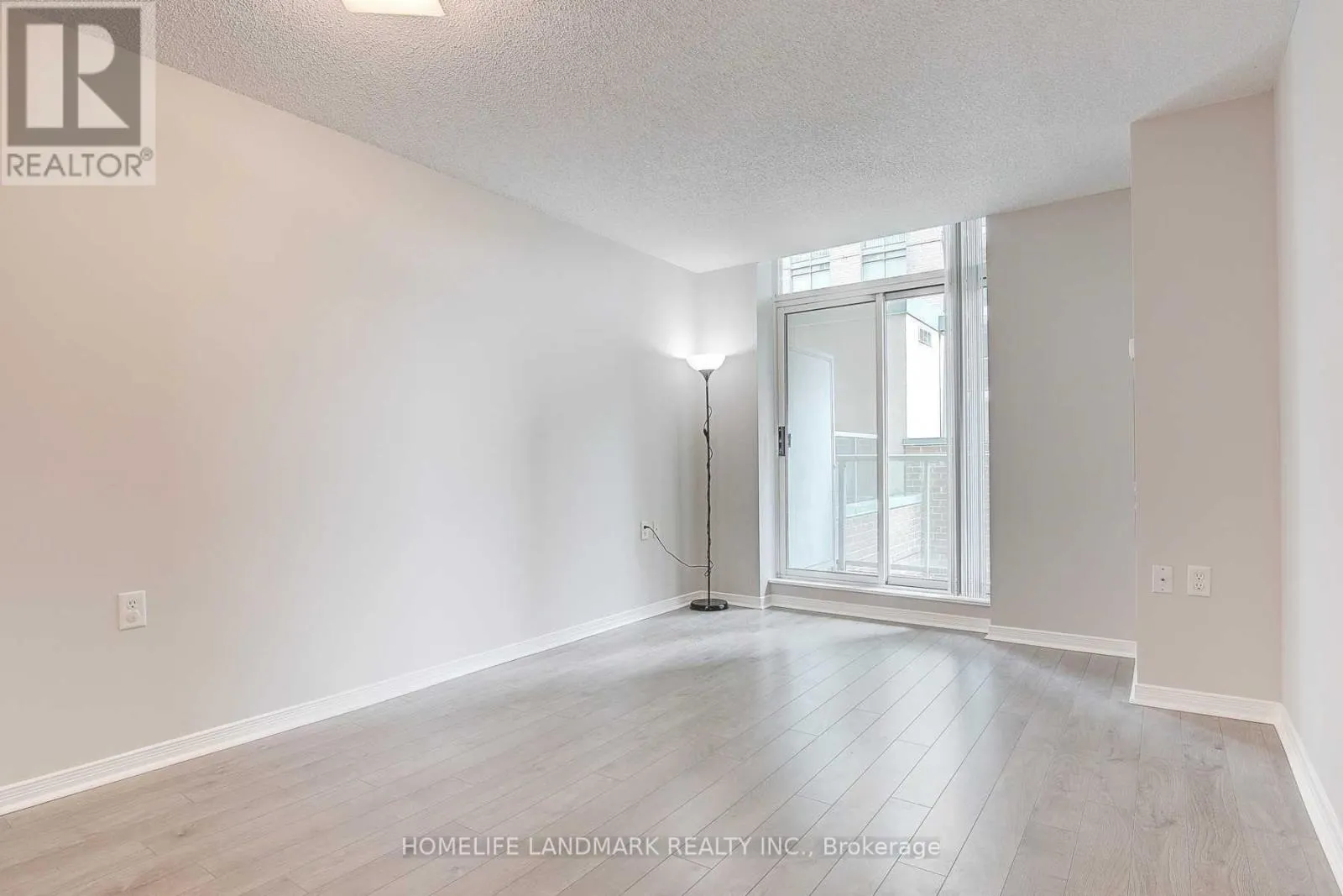 316 - 22 OLIVE AVENUE