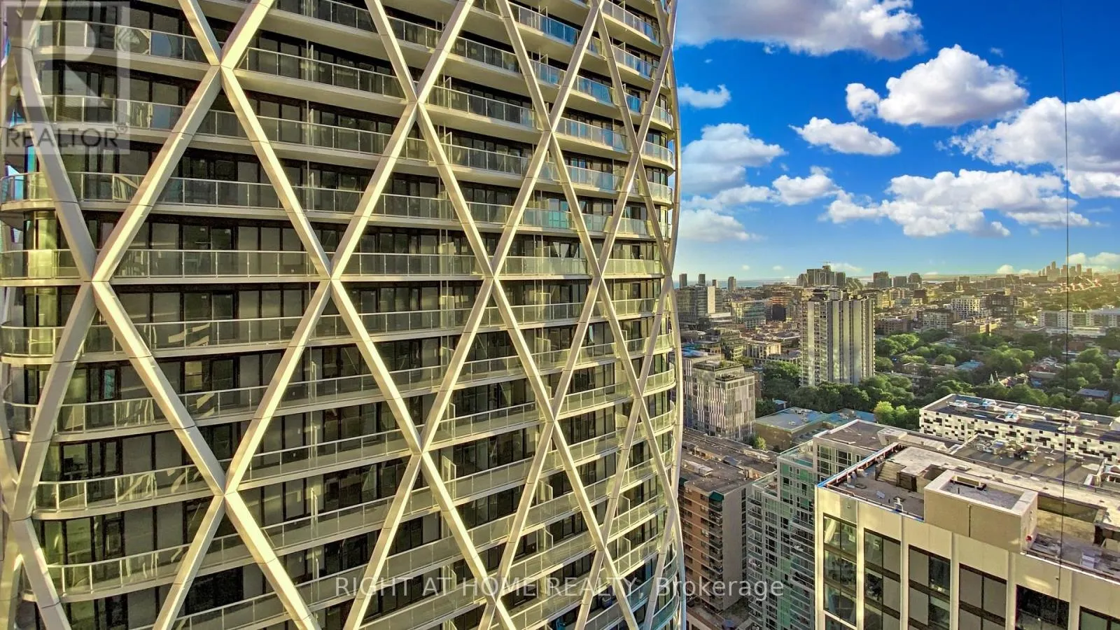 2802 - 238 SIMCOE STREET