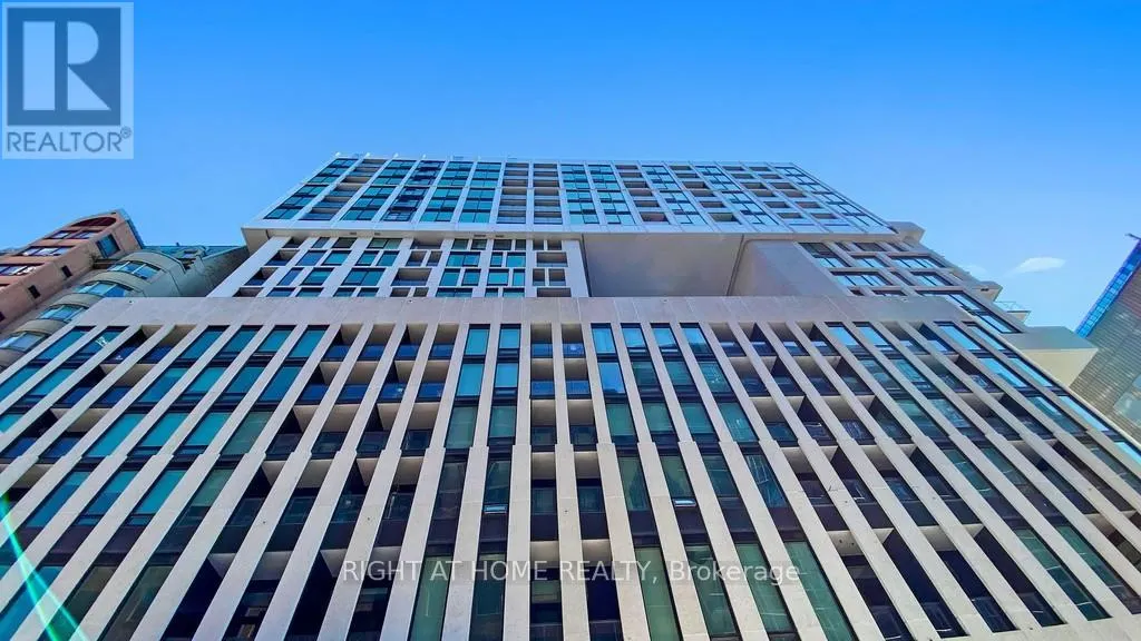 2802 - 238 SIMCOE STREET