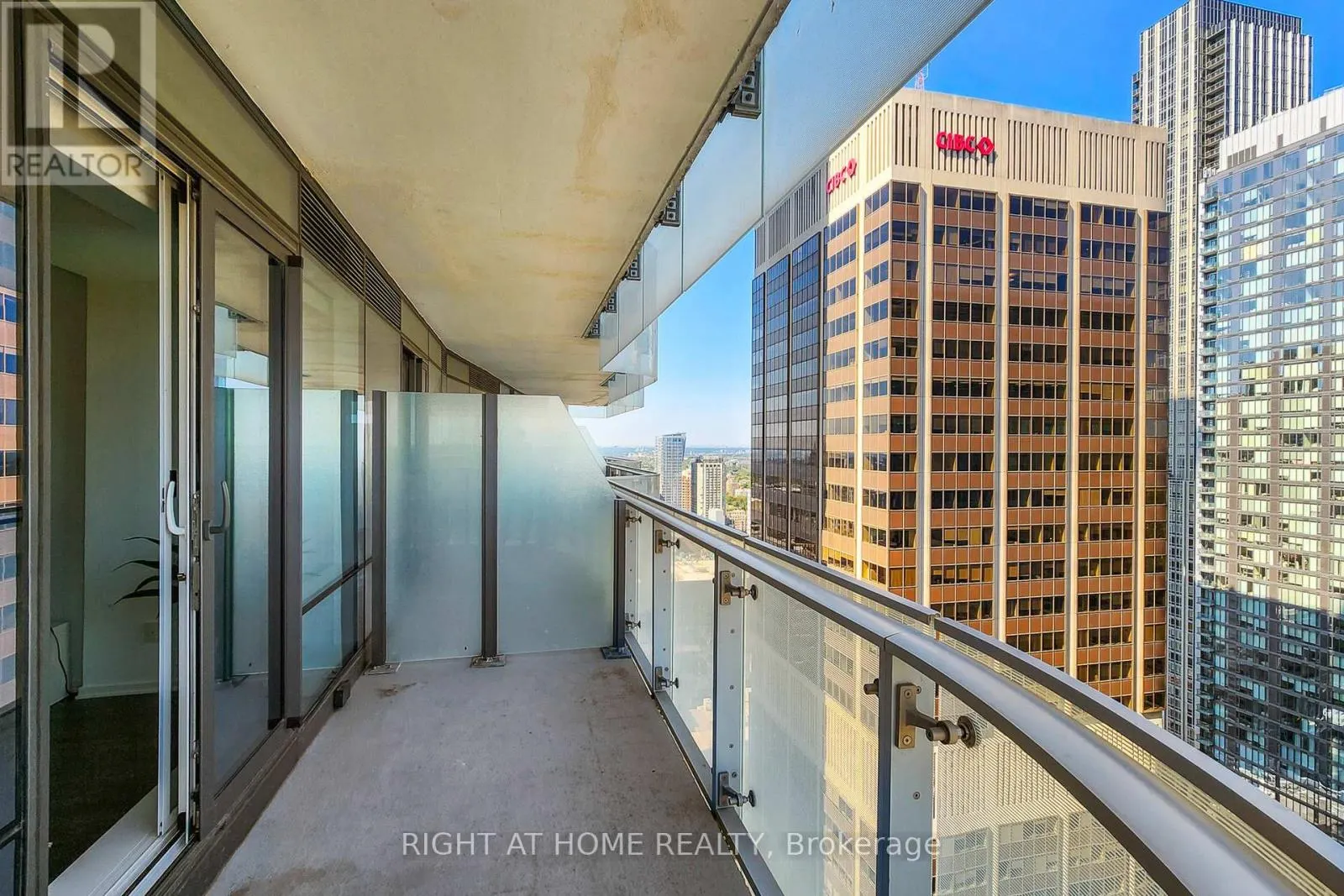 3312 - 1 BLOOR STREET E