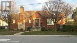389 LAWRENCE AVENUE W