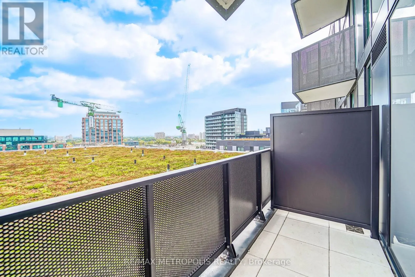 1113 - 30 TRETTI WAY