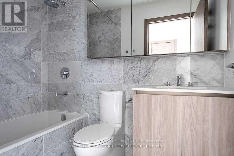 2709 - 17 BATHURST STREET