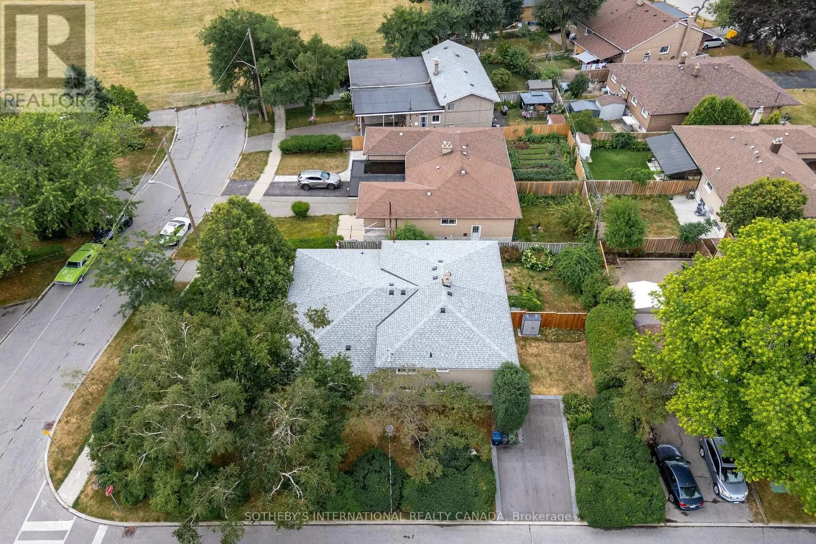 105 BALTRAY CRESCENT