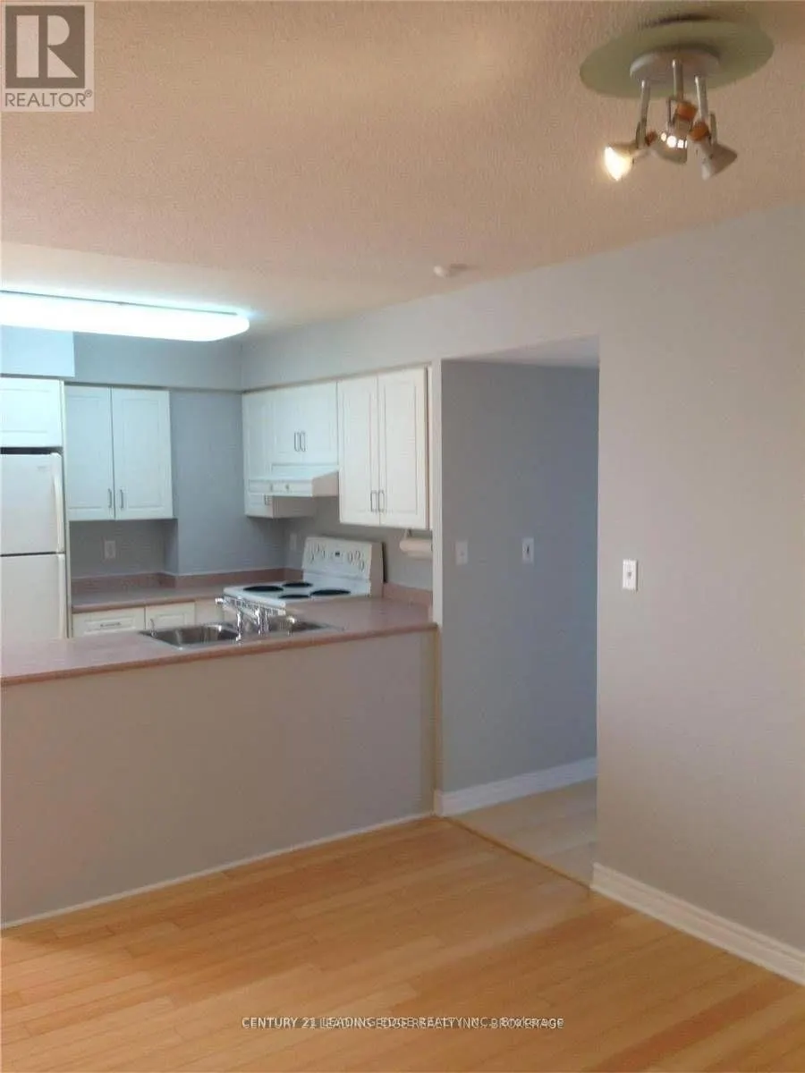 1110 - 43 EGLINTON AVENUE E