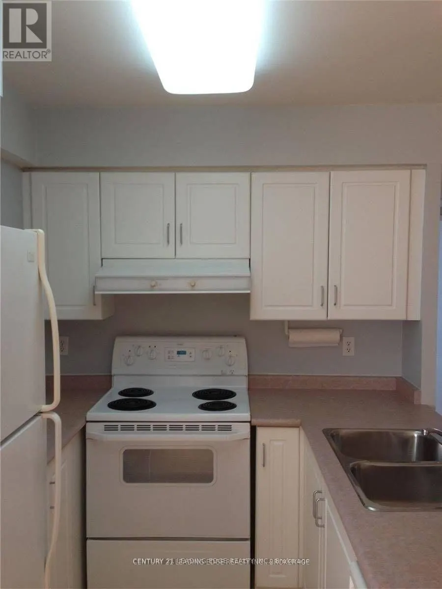 1110 - 43 EGLINTON AVENUE E