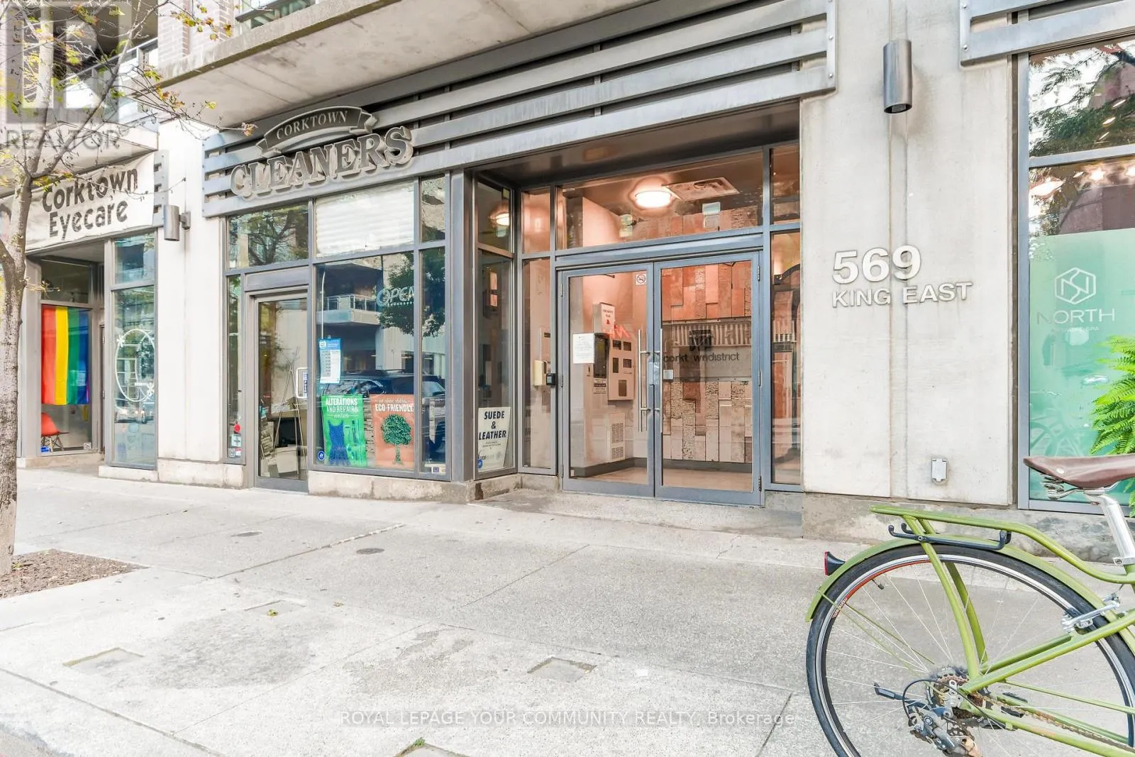 304 - 569 KING STREET E