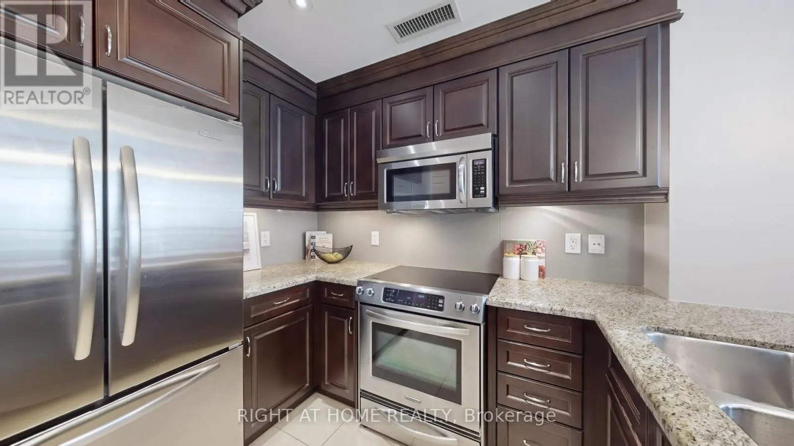 701 - 23 REAN DRIVE