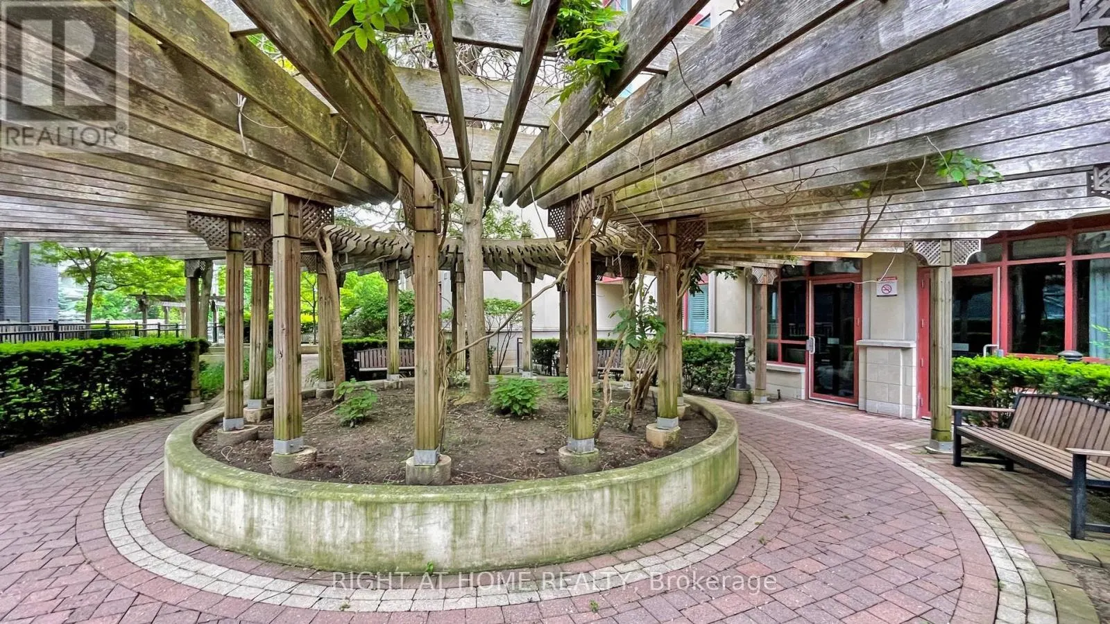 701 - 23 REAN DRIVE