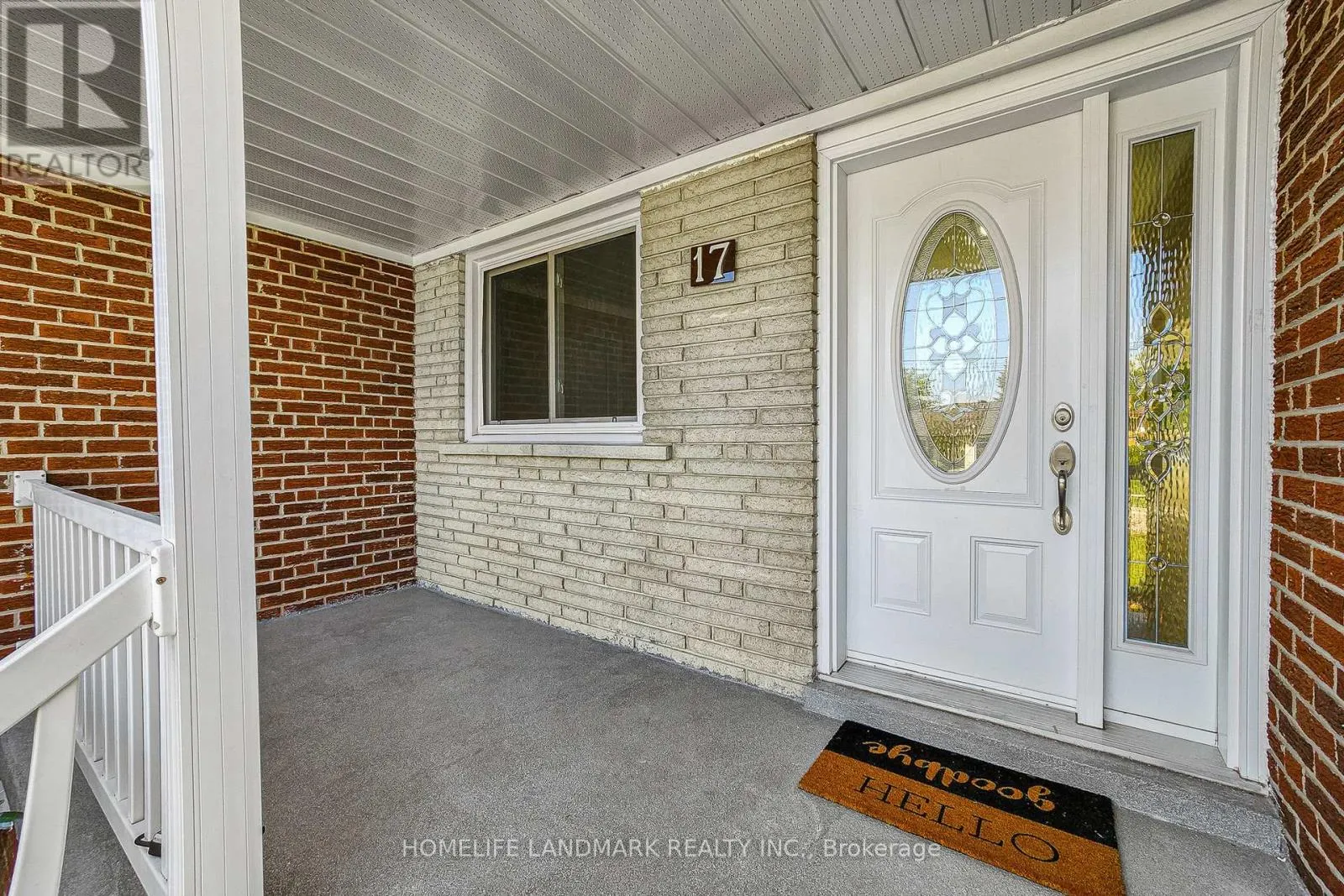 17 OLDBOROUGH CIRCLE
