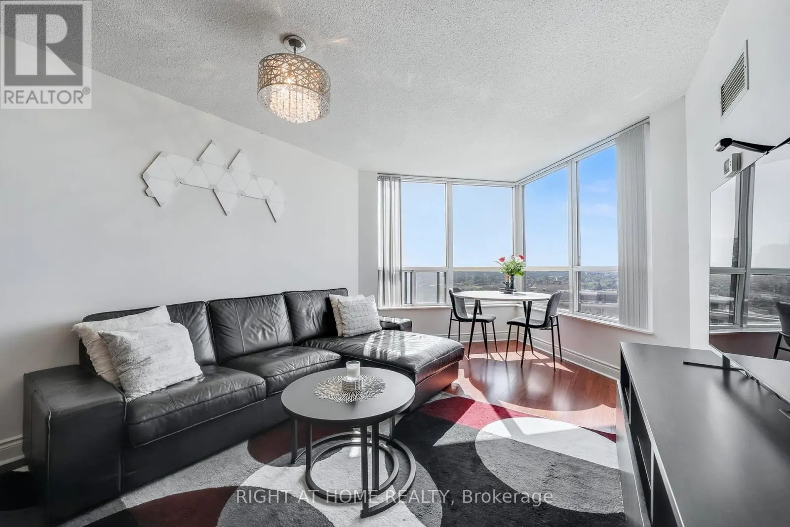 2606 - 10 NORTHTOWN WAY