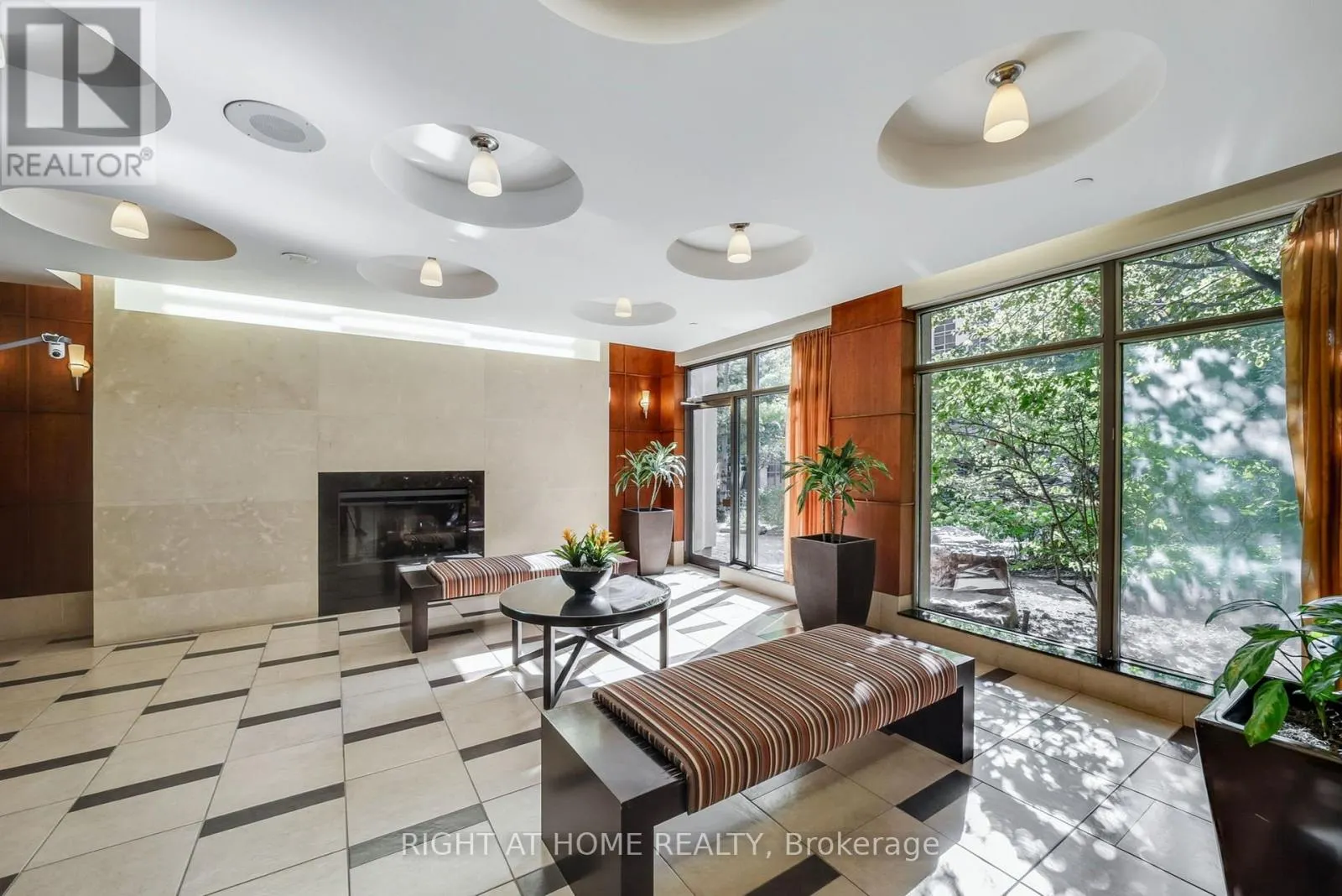 2606 - 10 NORTHTOWN WAY