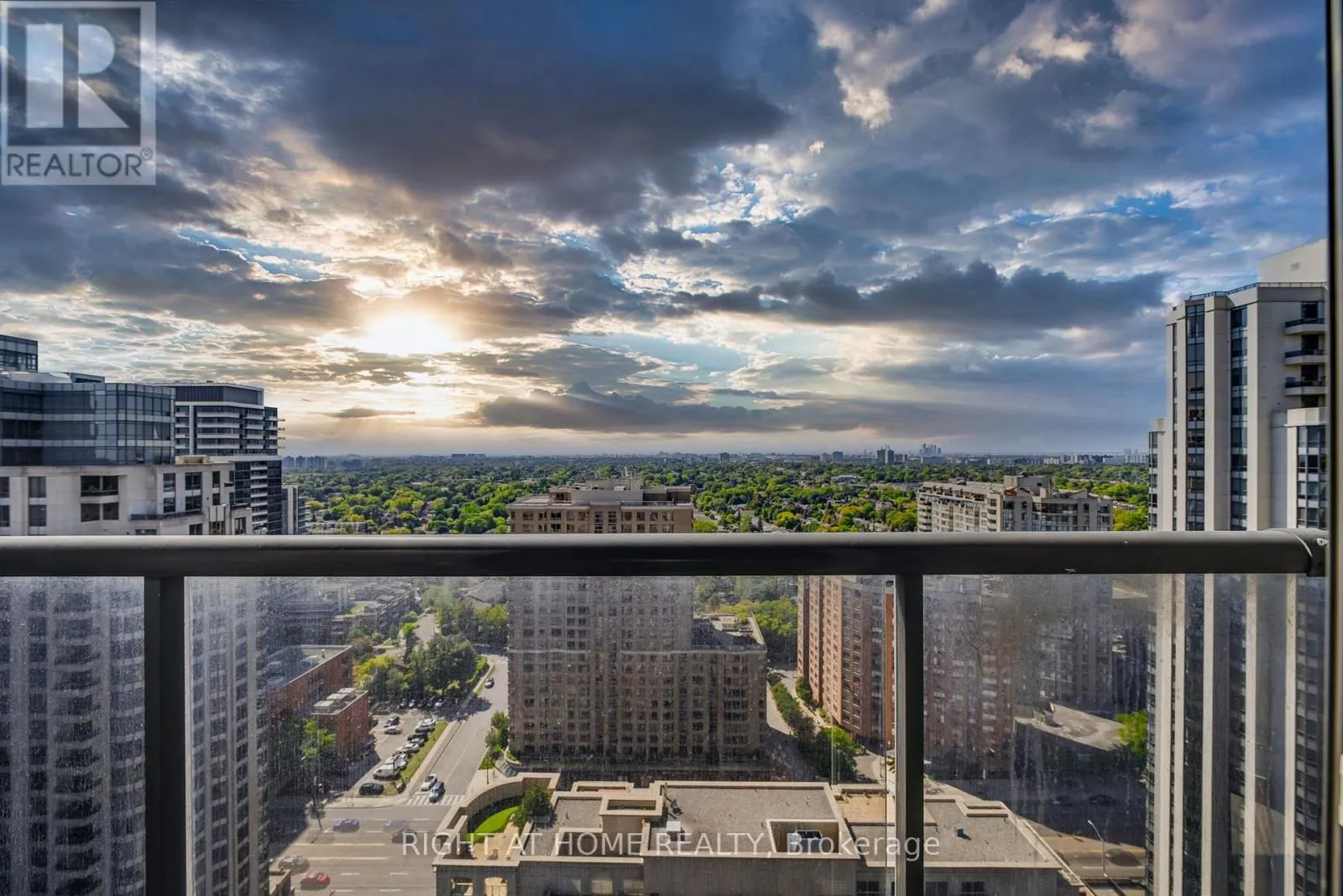 2606 - 10 NORTHTOWN WAY
