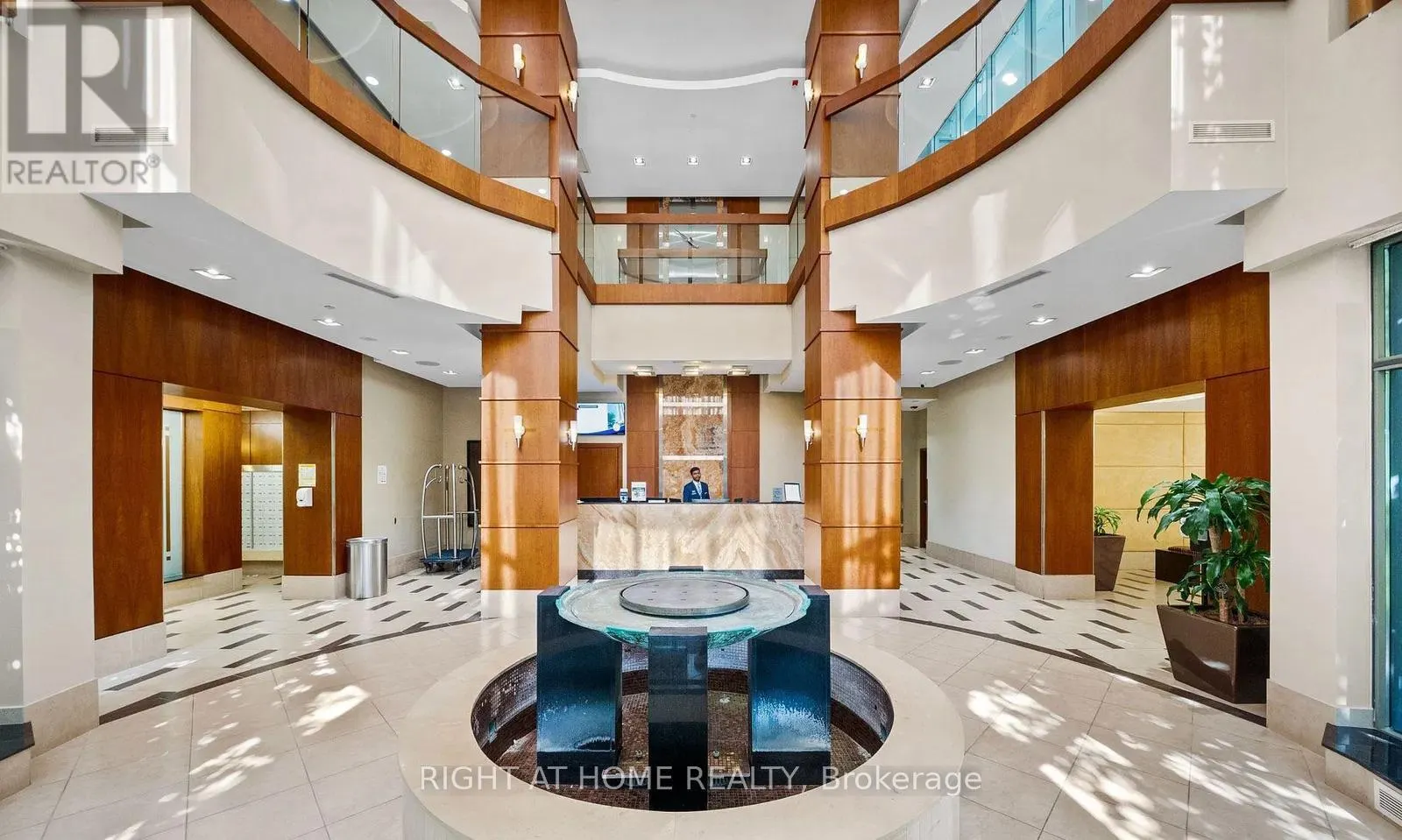 2606 - 10 NORTHTOWN WAY