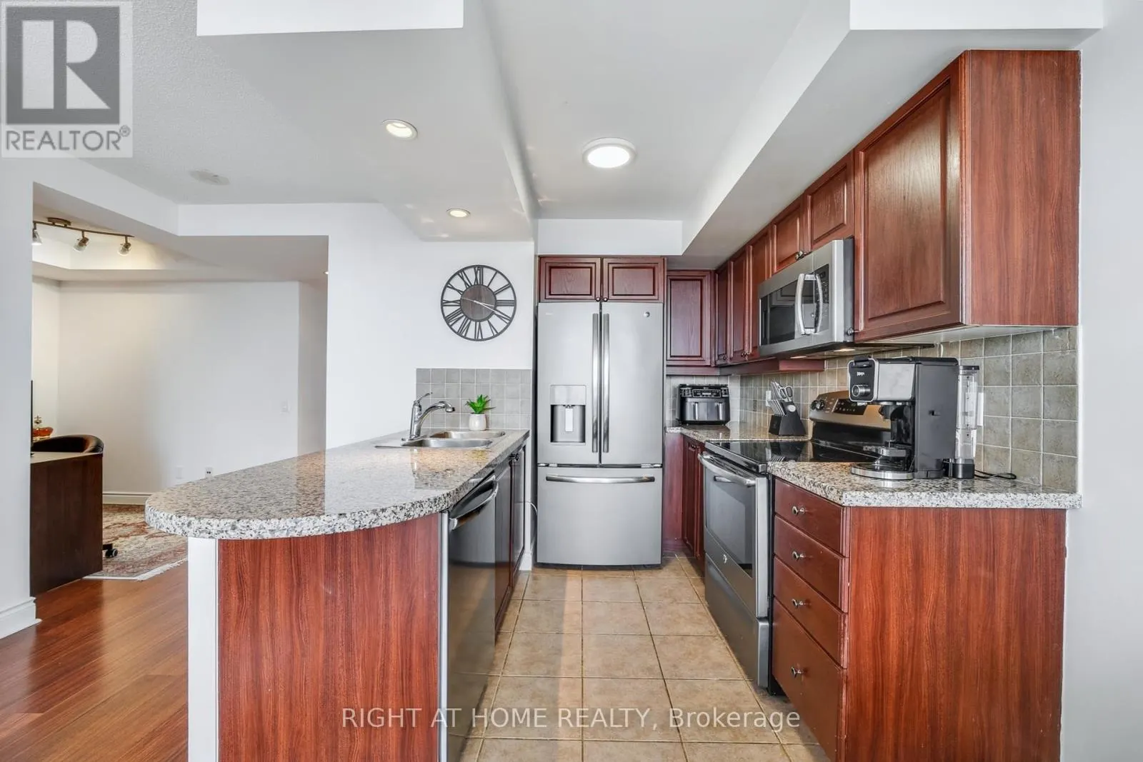 2606 - 10 NORTHTOWN WAY