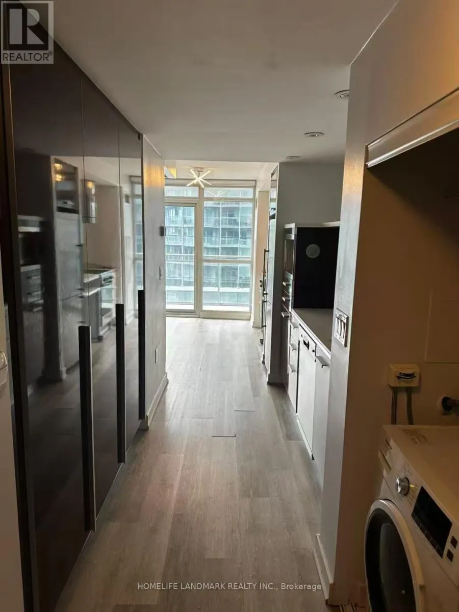 1002 - 38 DAN LECKIE WAY