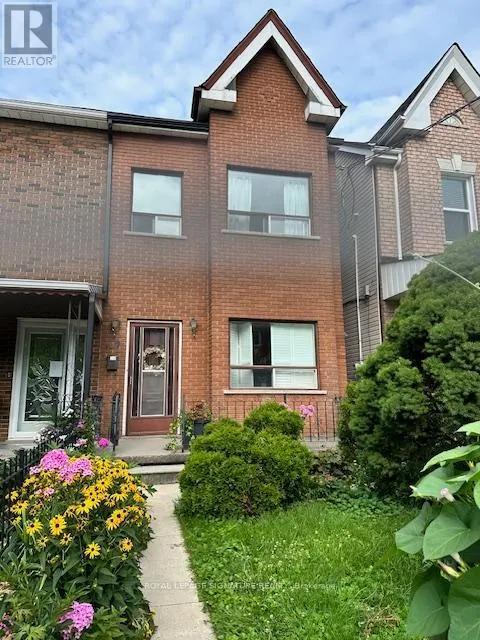 UPPER - 107 LISGAR STREET