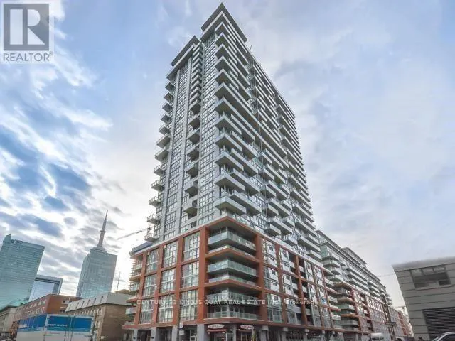 407 - 126 SIMCOE STREET