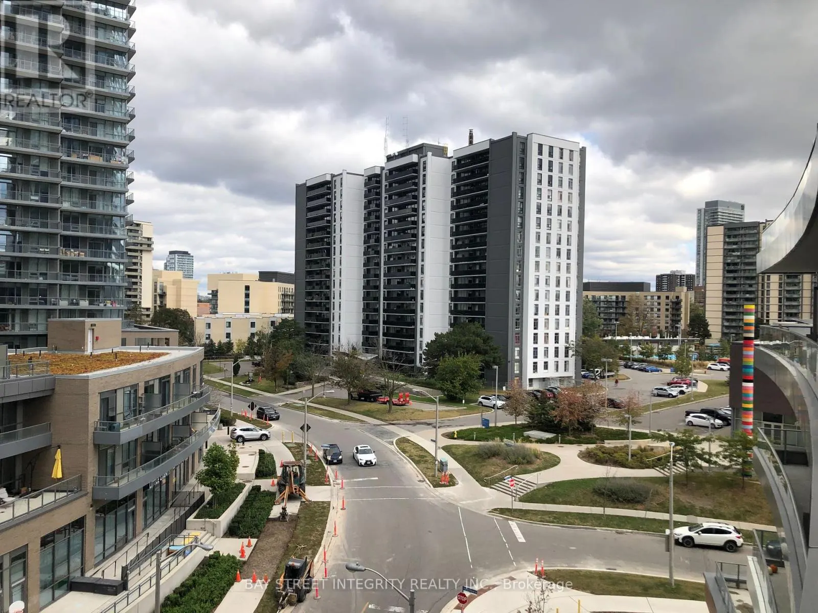 403 - 38 FOREST MANOR ROAD