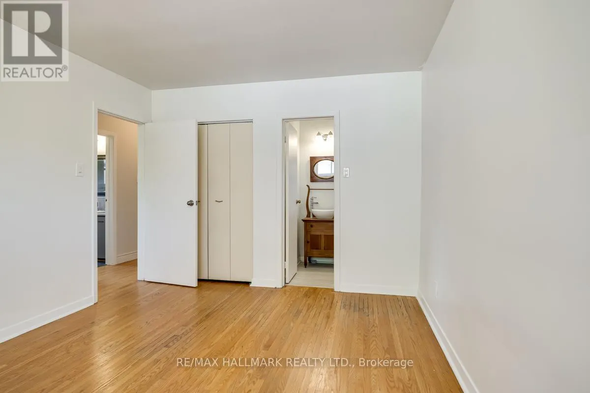 MAIN FLOOR - 30 SILKWOOD CRESCENT