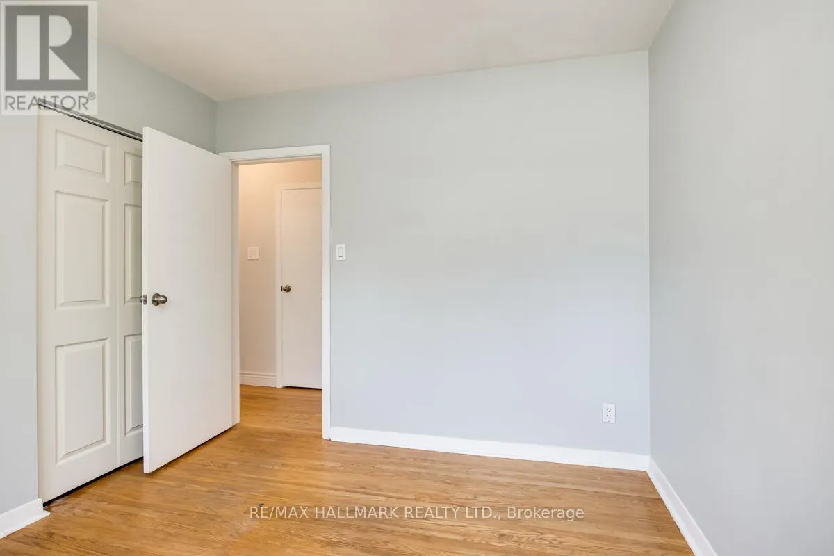 MAIN FLOOR - 30 SILKWOOD CRESCENT