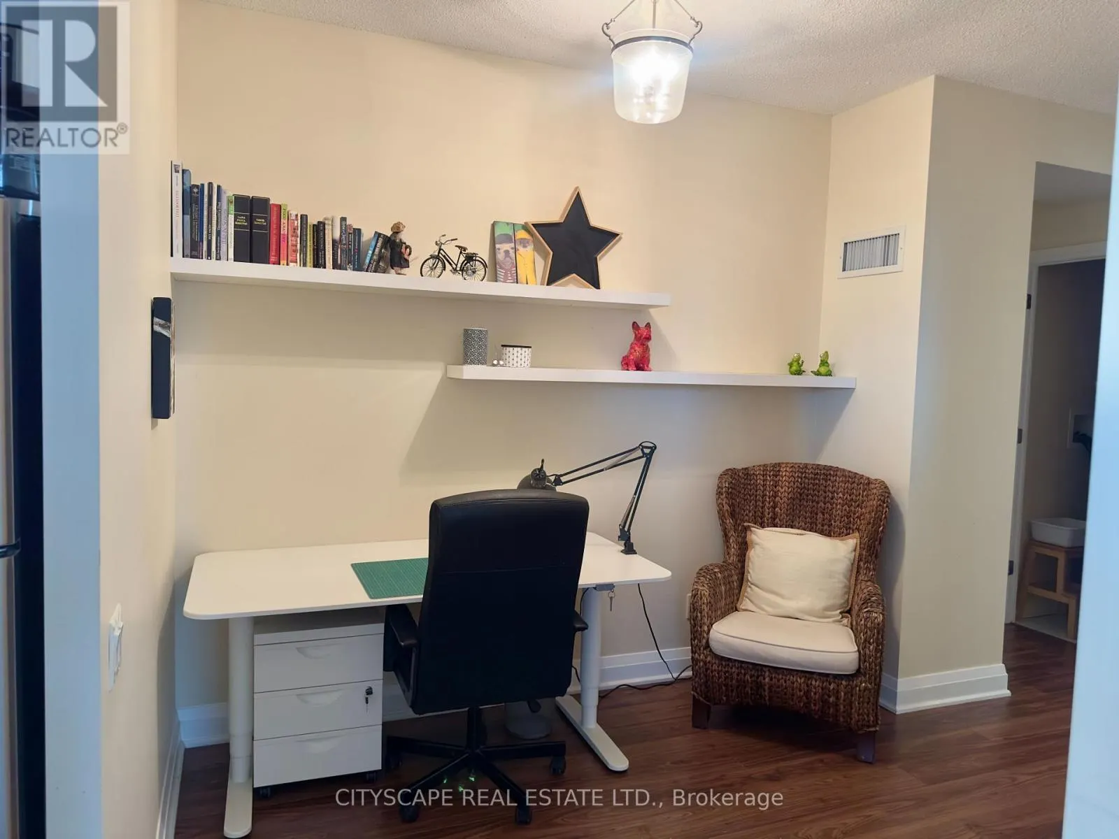 507 - 83 REDPATH AVENUE