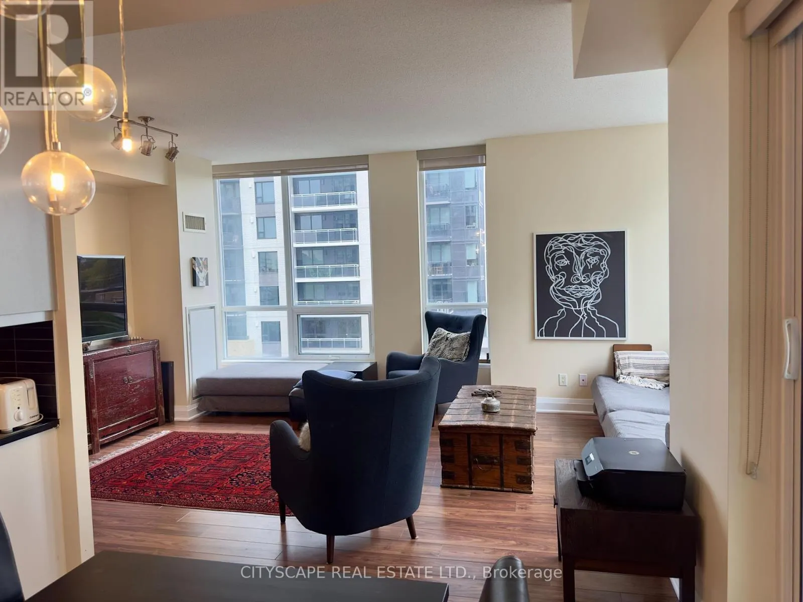 507 - 83 REDPATH AVENUE
