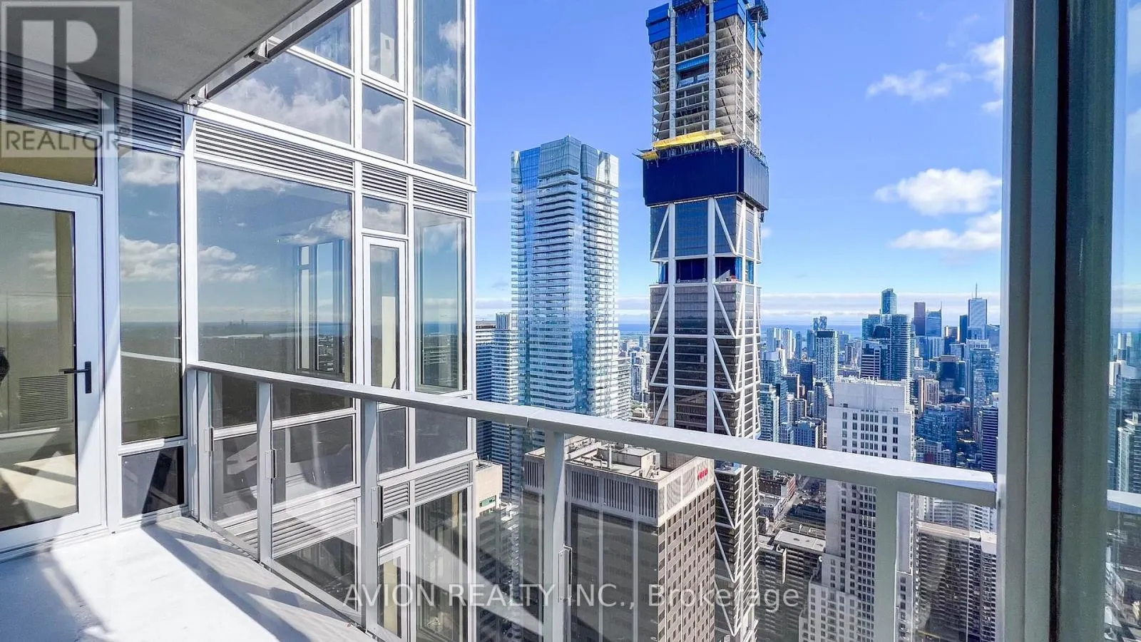 11 YORKVILLE AVENUE
