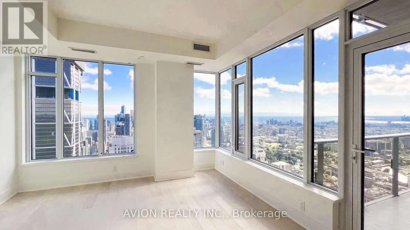 11 YORKVILLE AVENUE
