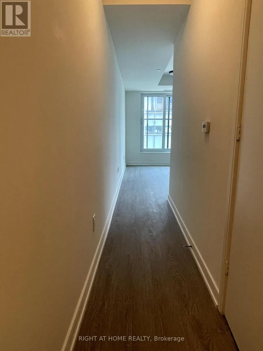 507 - 425 FRONT STREET E