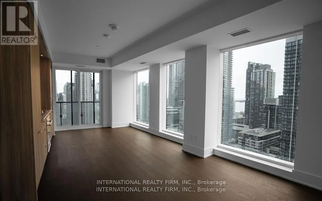 1714 - 480 FRONT STREET W