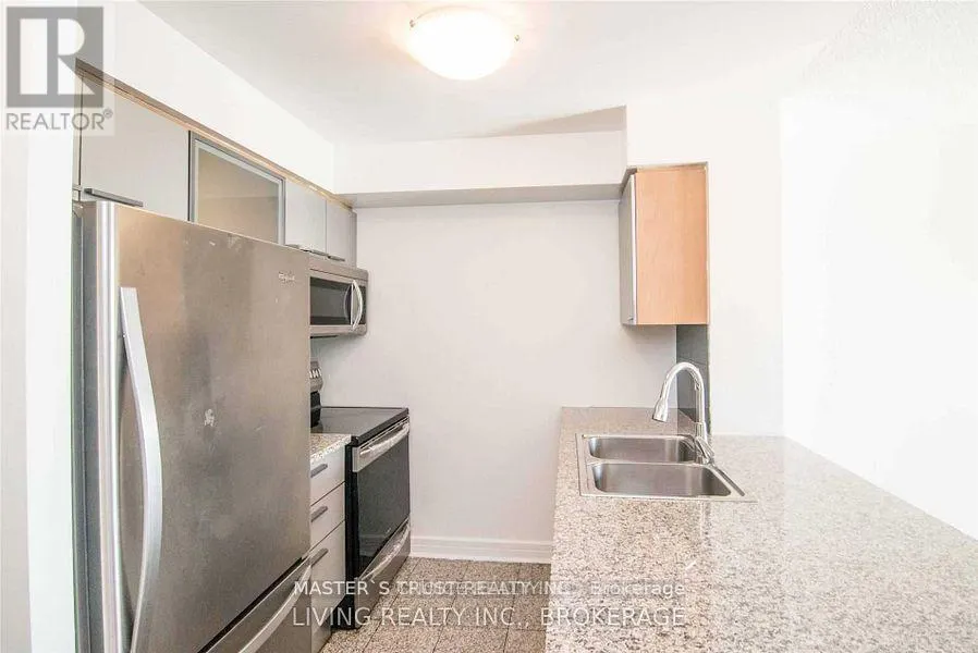 209 - 18 HARRISON GARDEN BOULEVARD