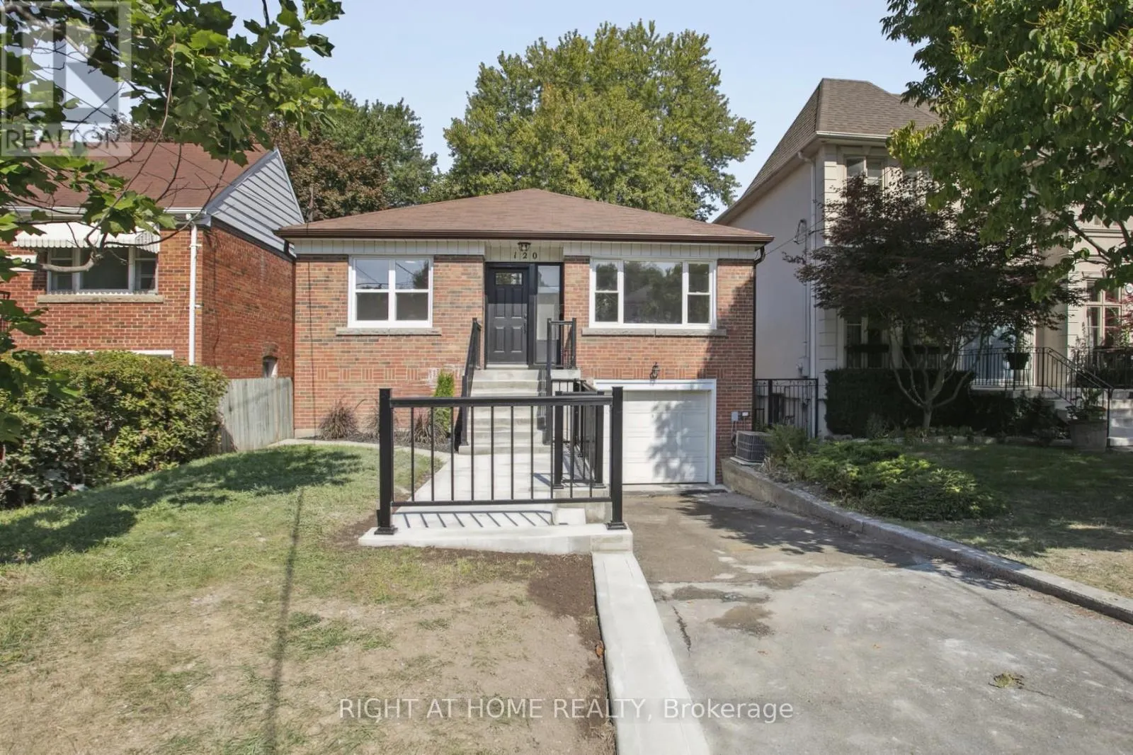 120 JOHNSTON AVENUE