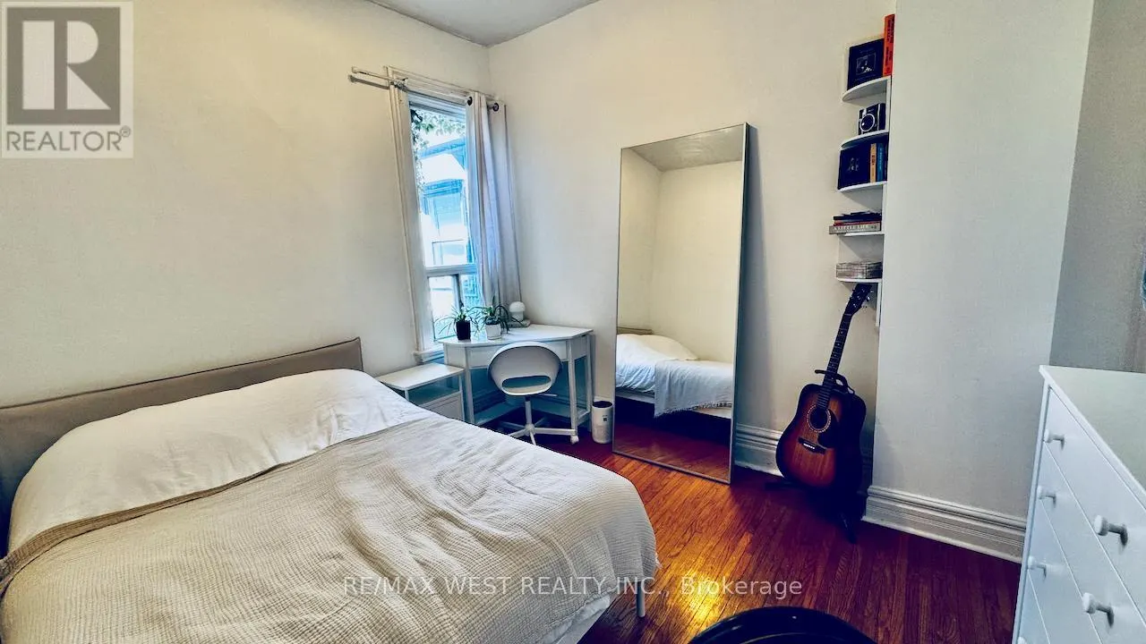 88 MONTROSE AVENUE