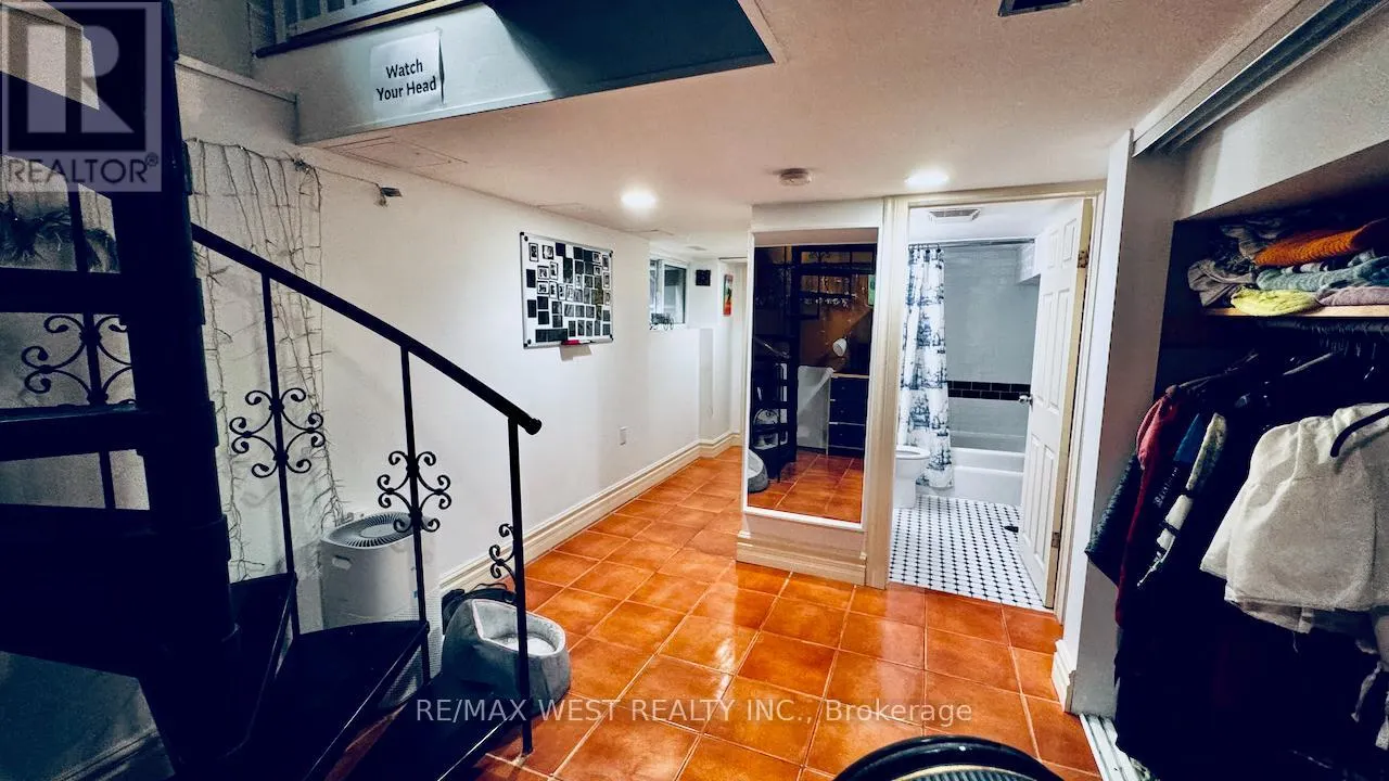 88 MONTROSE AVENUE