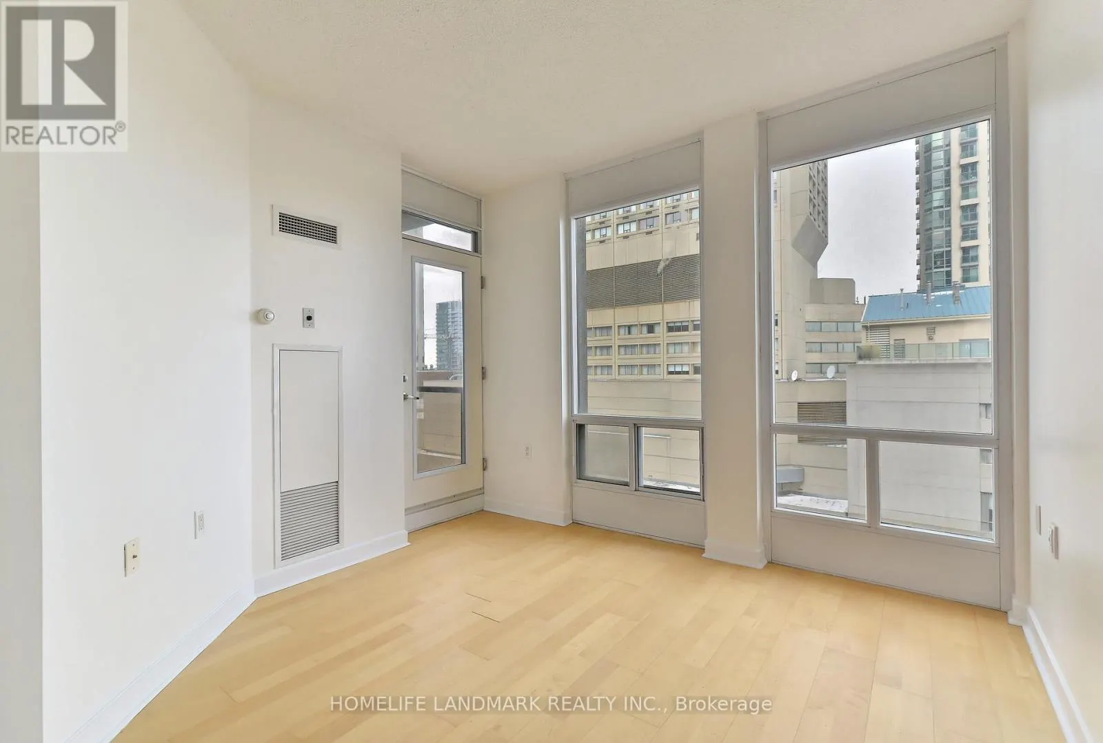 1203 - 85 BLOOR STREET E