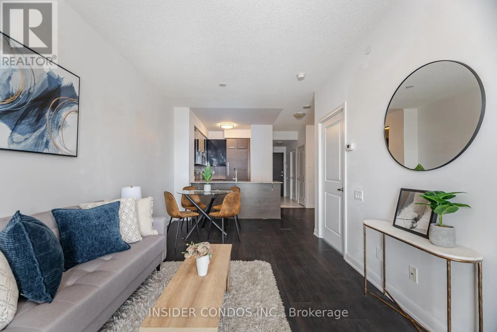 3207 - 5168 YONGE STREET