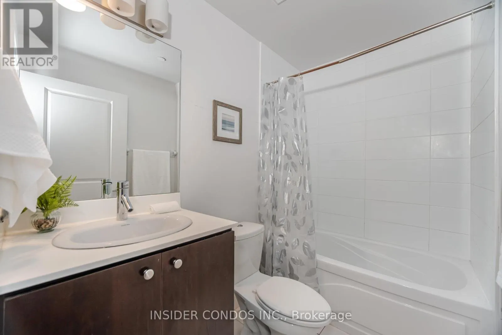 3207 - 5168 YONGE STREET
