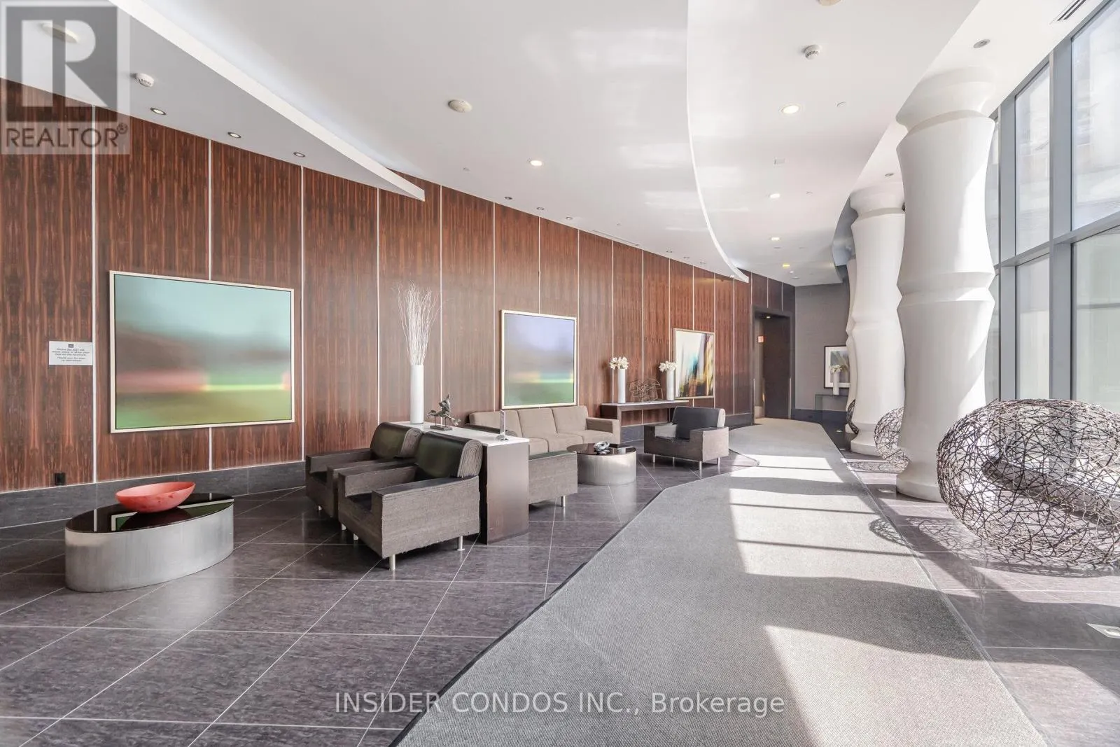 3207 - 5168 YONGE STREET