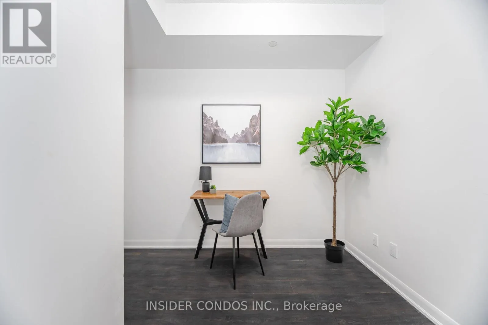 3207 - 5168 YONGE STREET