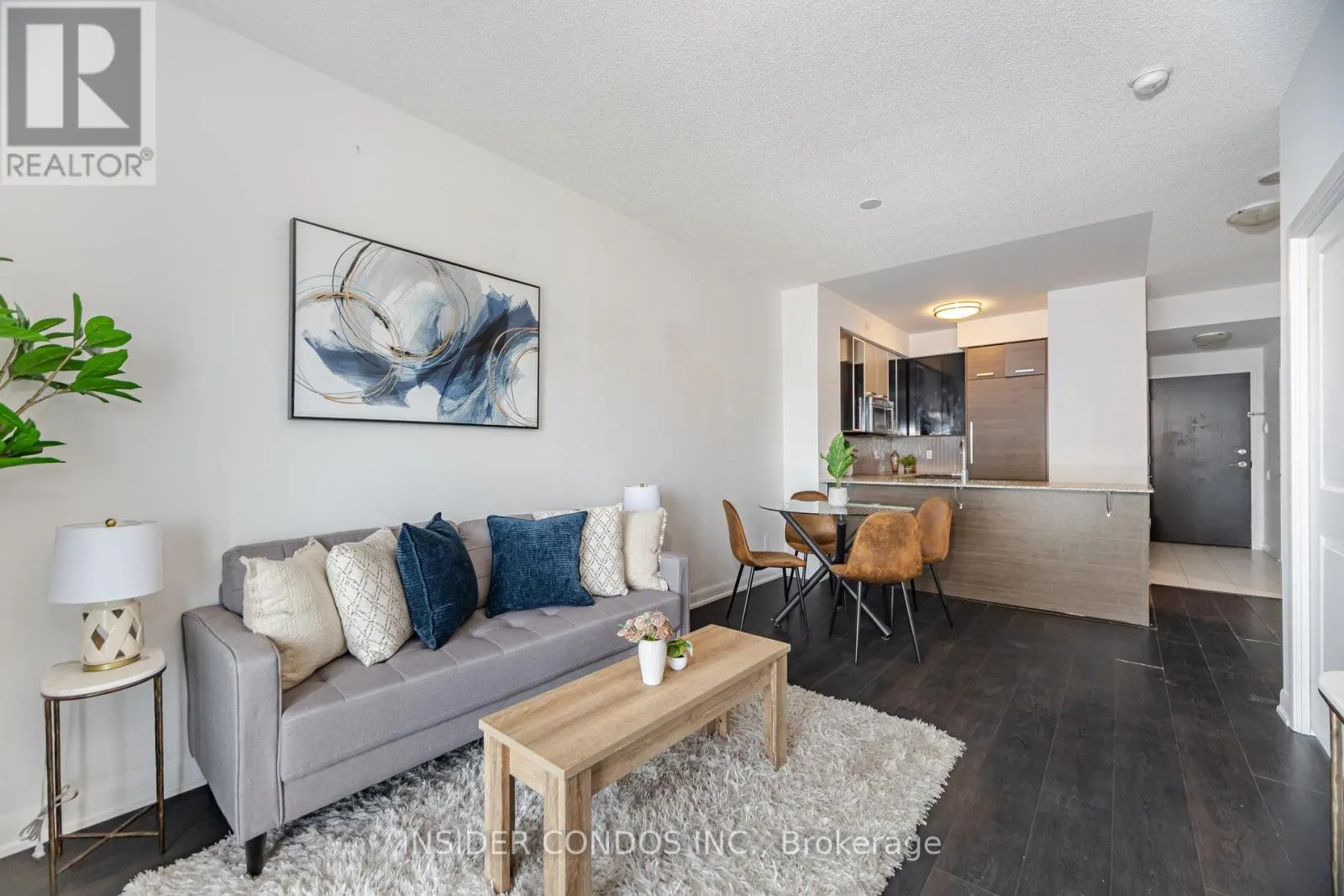 3207 - 5168 YONGE STREET